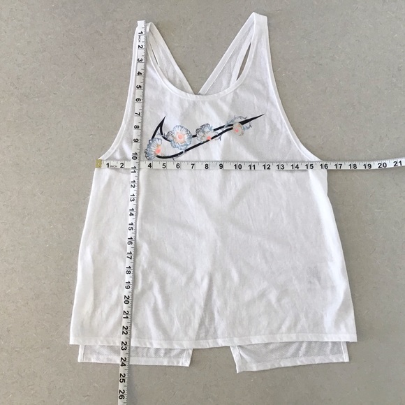 Nike Running Backless Dri-Fit White Tank, Medium - Picture 13 of 14